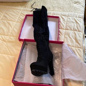 Shoe Dazzle - Remi Boot